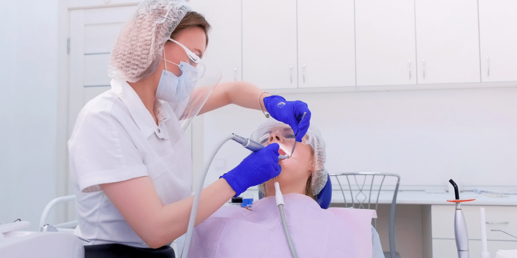 Dental hygienist